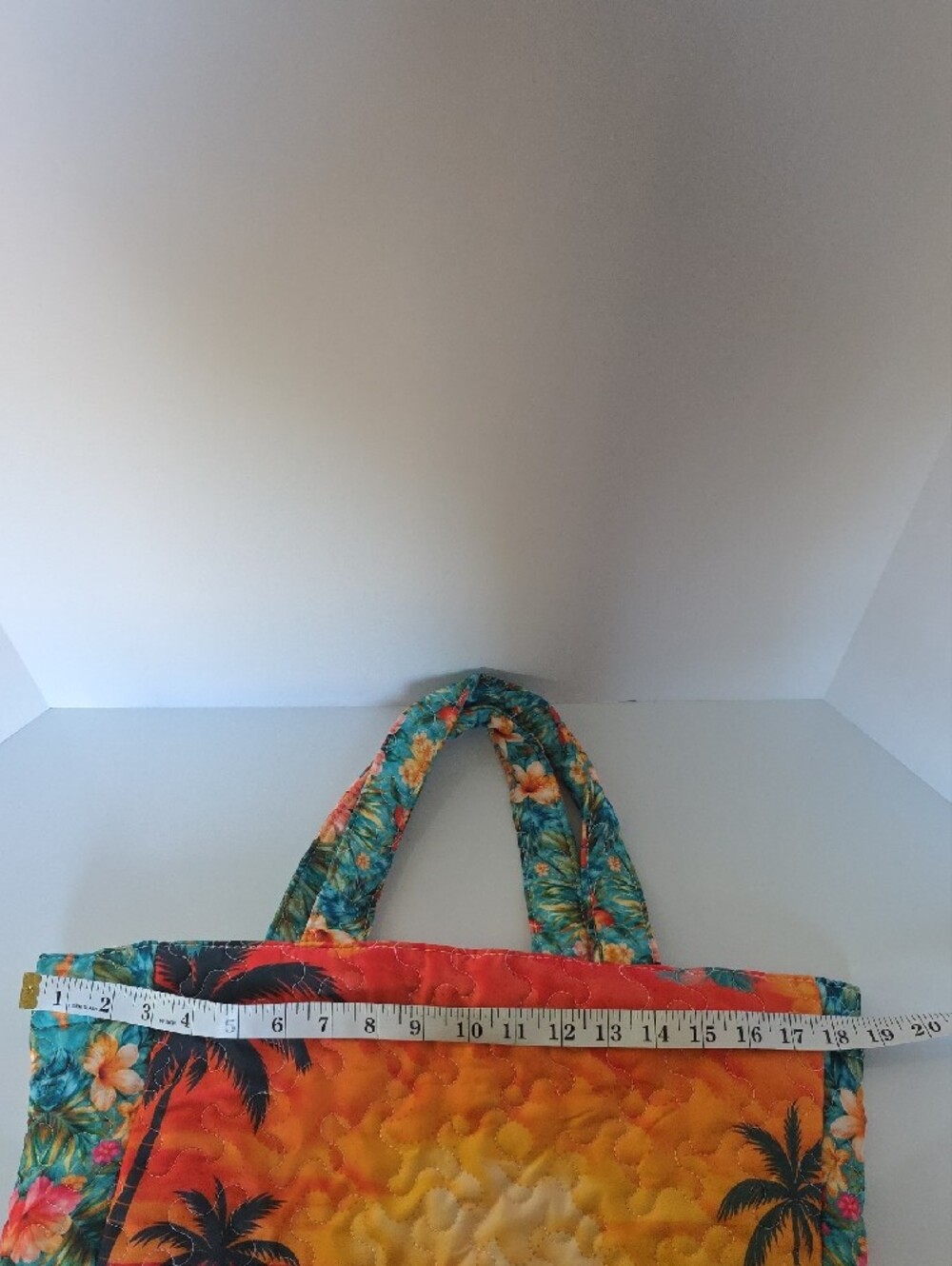 Tropical Sunset Quilted Tote Bag - Multicolor - Picture 3 of 6